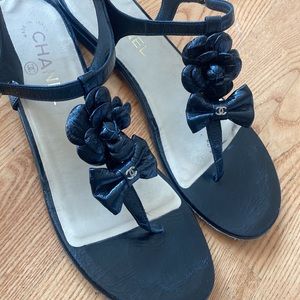Chanel Leather Flower Sandal size 40